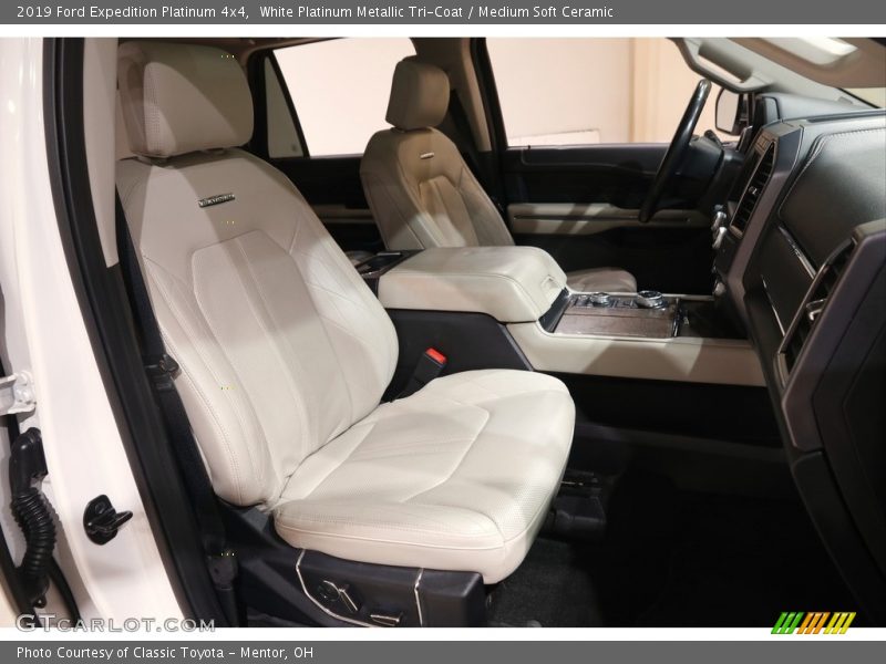 White Platinum Metallic Tri-Coat / Medium Soft Ceramic 2019 Ford Expedition Platinum 4x4