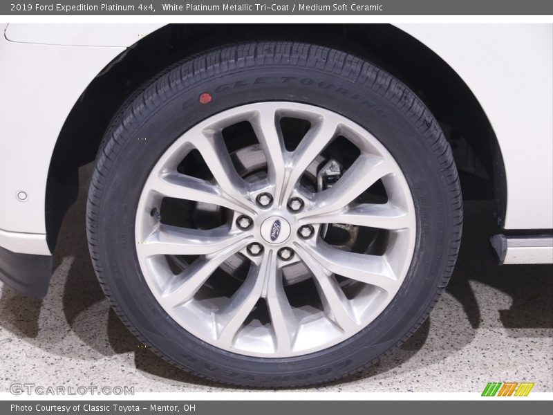 White Platinum Metallic Tri-Coat / Medium Soft Ceramic 2019 Ford Expedition Platinum 4x4