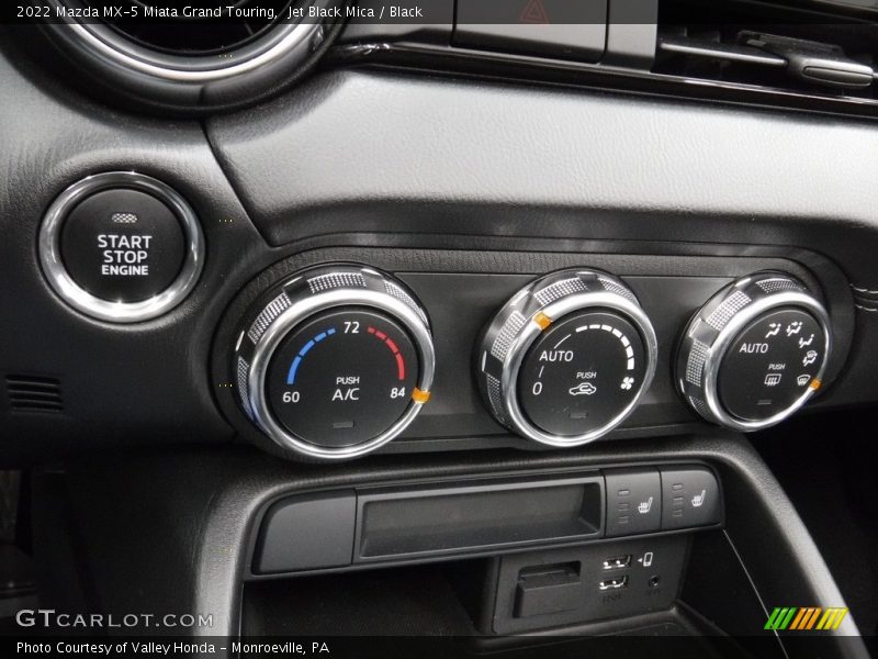 Controls of 2022 MX-5 Miata Grand Touring
