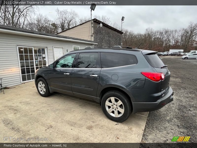 Cyber Gray Metallic / Cashmere/Dark Gray 2011 Chevrolet Traverse LT AWD