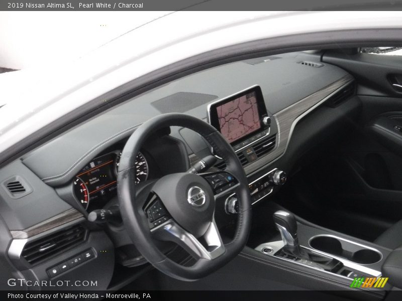 Pearl White / Charcoal 2019 Nissan Altima SL