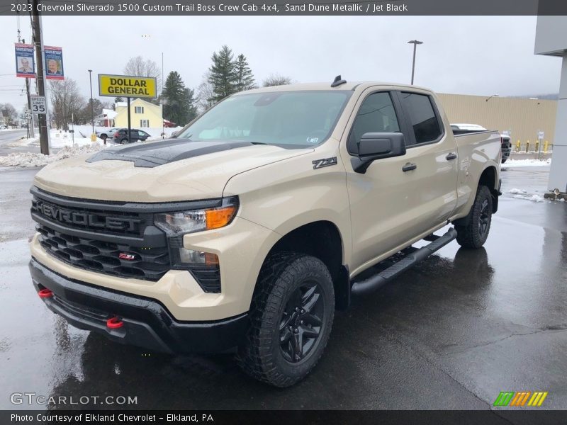 Front 3/4 View of 2023 Silverado 1500 Custom Trail Boss Crew Cab 4x4