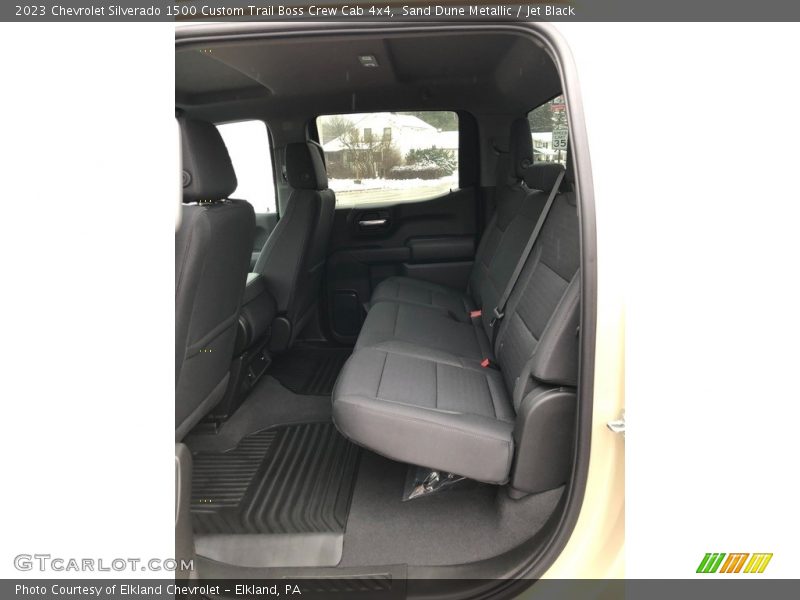 Sand Dune Metallic / Jet Black 2023 Chevrolet Silverado 1500 Custom Trail Boss Crew Cab 4x4