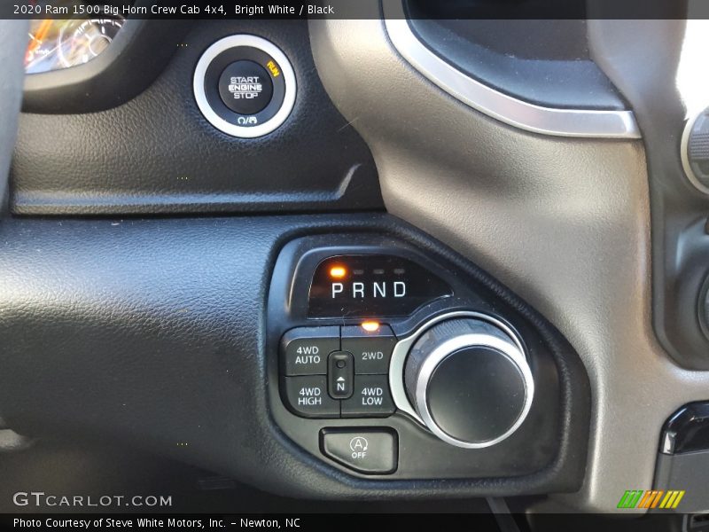 Bright White / Black 2020 Ram 1500 Big Horn Crew Cab 4x4