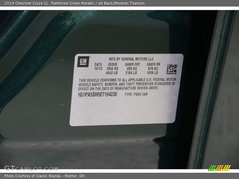 Rainforest Green Metallic / Jet Black/Medium Titanium 2014 Chevrolet Cruze LS