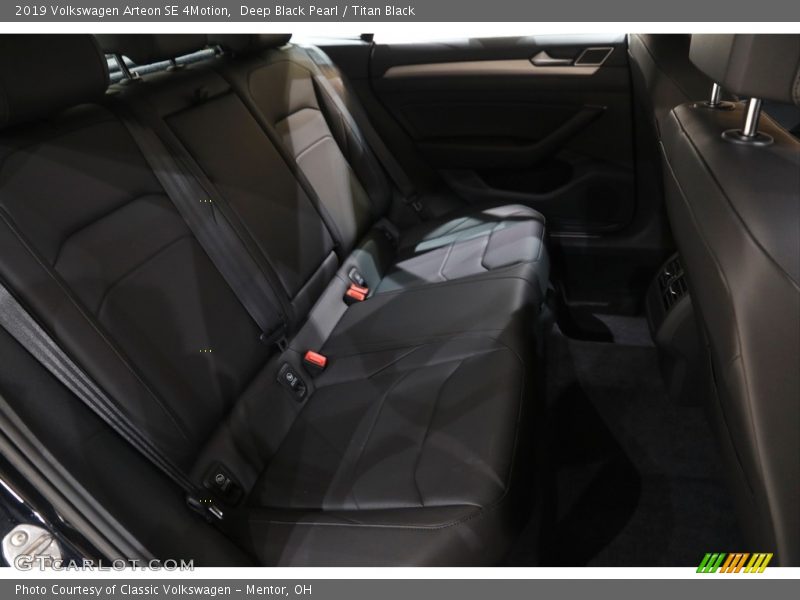 Rear Seat of 2019 Arteon SE 4Motion