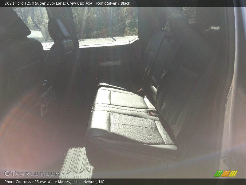 Iconic Silver / Black 2021 Ford F250 Super Duty Lariat Crew Cab 4x4