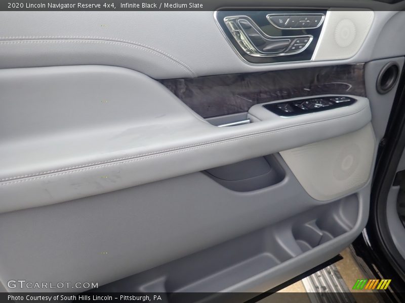 Infinite Black / Medium Slate 2020 Lincoln Navigator Reserve 4x4