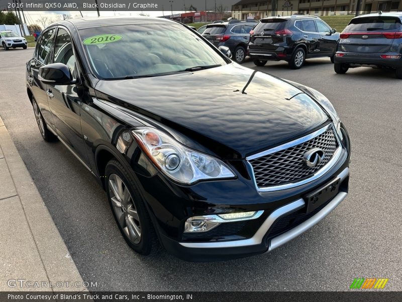 Black Obsidian / Graphite 2016 Infiniti QX50 AWD