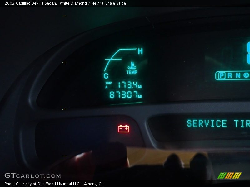White Diamond / Neutral Shale Beige 2003 Cadillac DeVille Sedan