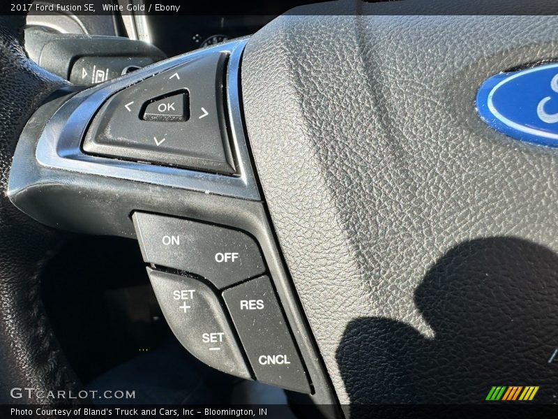 White Gold / Ebony 2017 Ford Fusion SE