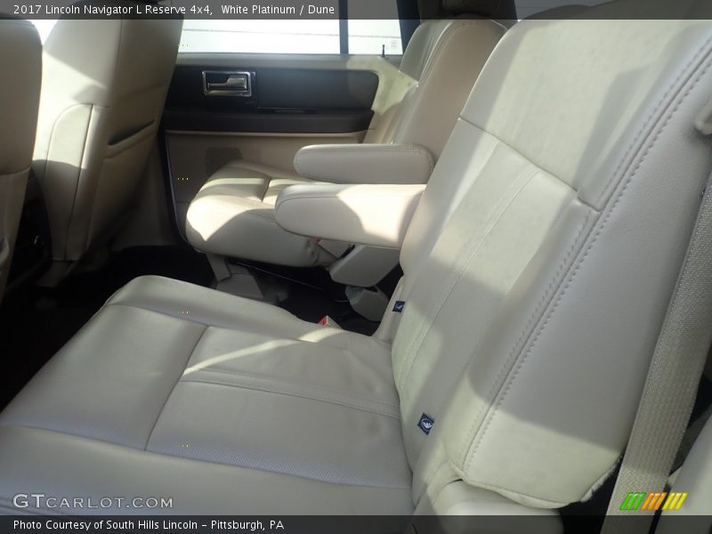 White Platinum / Dune 2017 Lincoln Navigator L Reserve 4x4