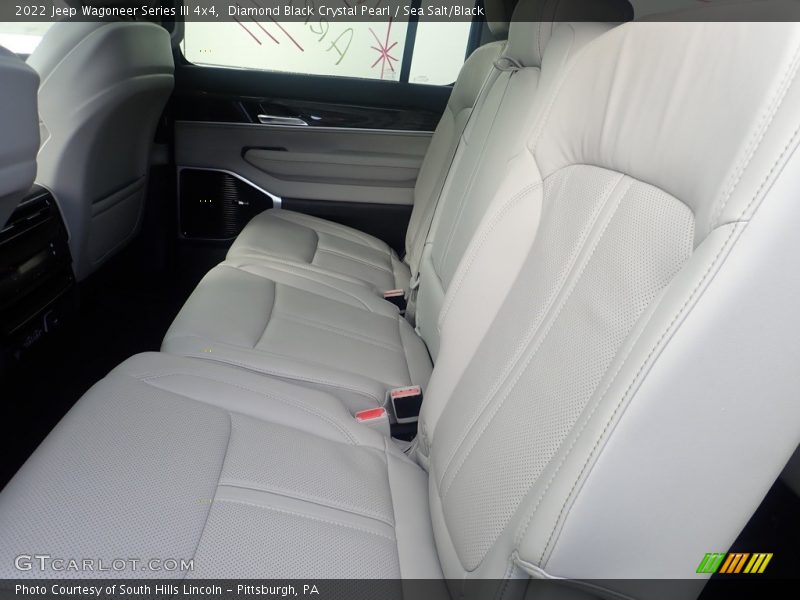 Diamond Black Crystal Pearl / Sea Salt/Black 2022 Jeep Wagoneer Series III 4x4