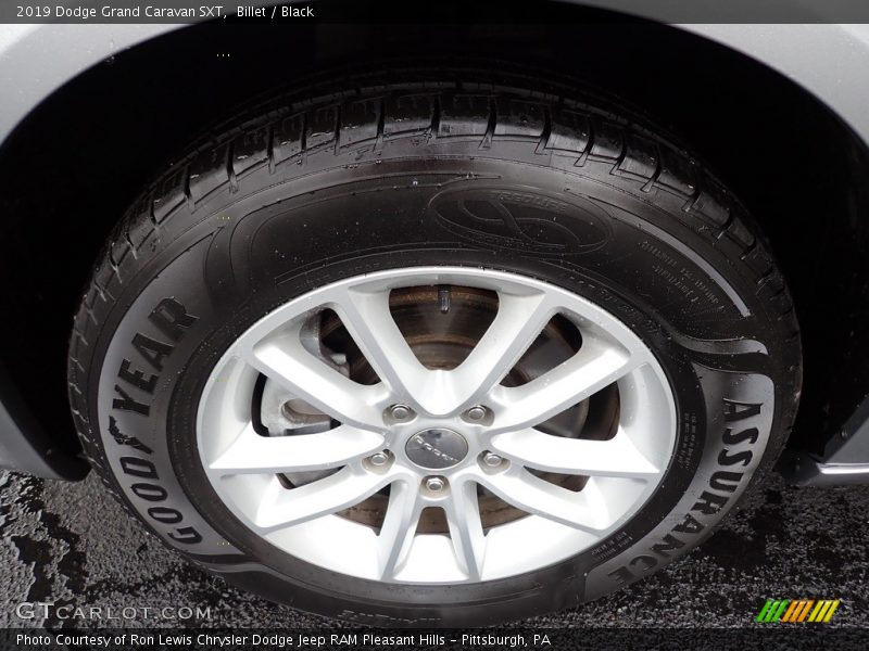 Billet / Black 2019 Dodge Grand Caravan SXT