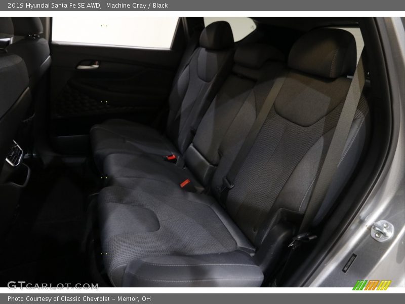 Machine Gray / Black 2019 Hyundai Santa Fe SE AWD