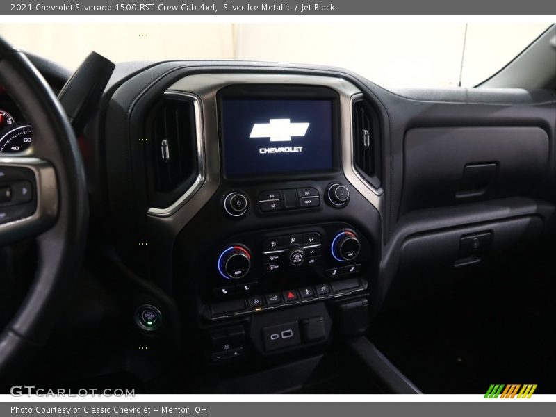 Silver Ice Metallic / Jet Black 2021 Chevrolet Silverado 1500 RST Crew Cab 4x4
