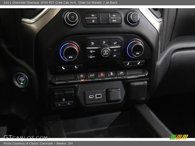Silver Ice Metallic / Jet Black 2021 Chevrolet Silverado 1500 RST Crew Cab 4x4