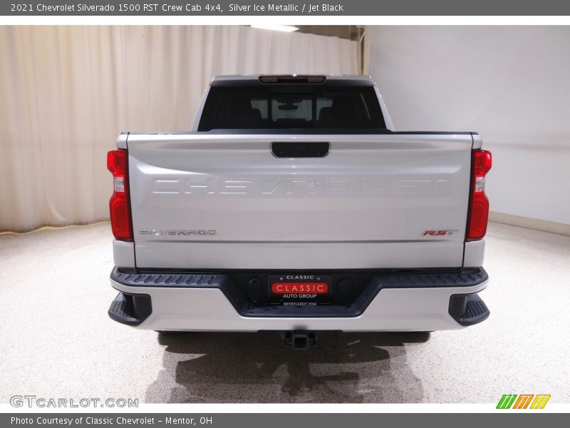 Silver Ice Metallic / Jet Black 2021 Chevrolet Silverado 1500 RST Crew Cab 4x4