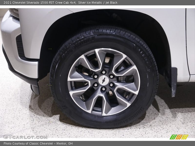 Silver Ice Metallic / Jet Black 2021 Chevrolet Silverado 1500 RST Crew Cab 4x4