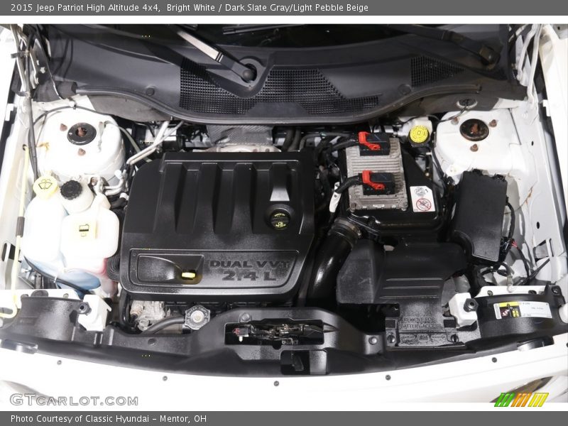 Bright White / Dark Slate Gray/Light Pebble Beige 2015 Jeep Patriot High Altitude 4x4