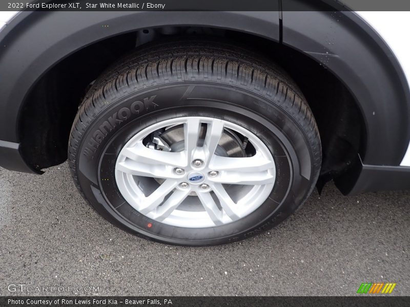 Star White Metallic / Ebony 2022 Ford Explorer XLT
