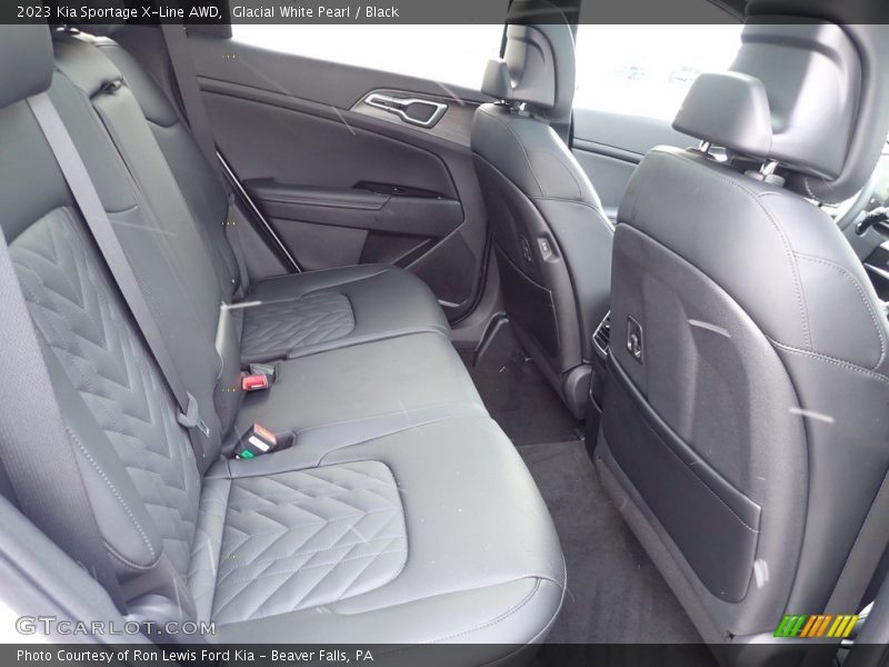 Glacial White Pearl / Black 2023 Kia Sportage X-Line AWD