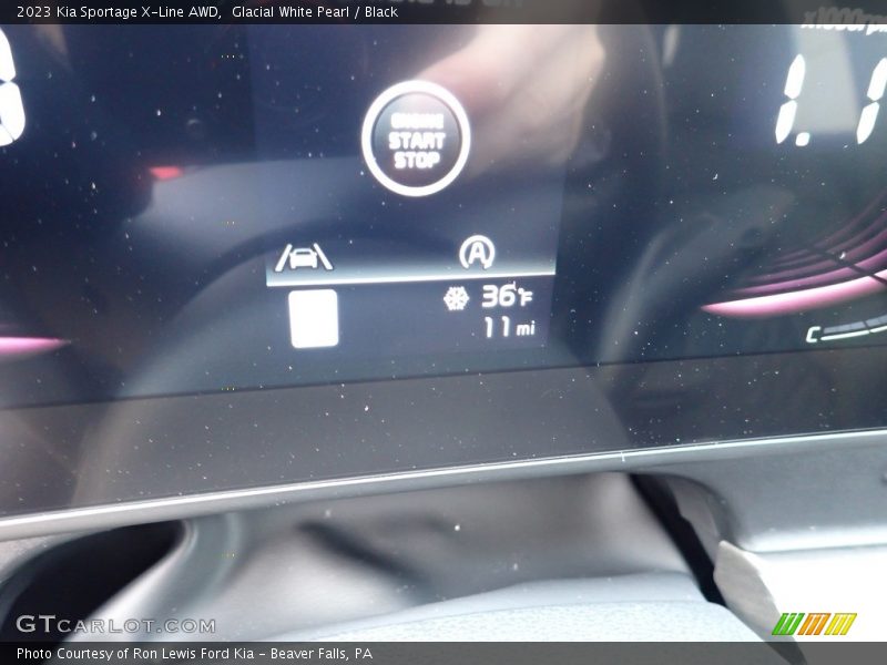 Glacial White Pearl / Black 2023 Kia Sportage X-Line AWD
