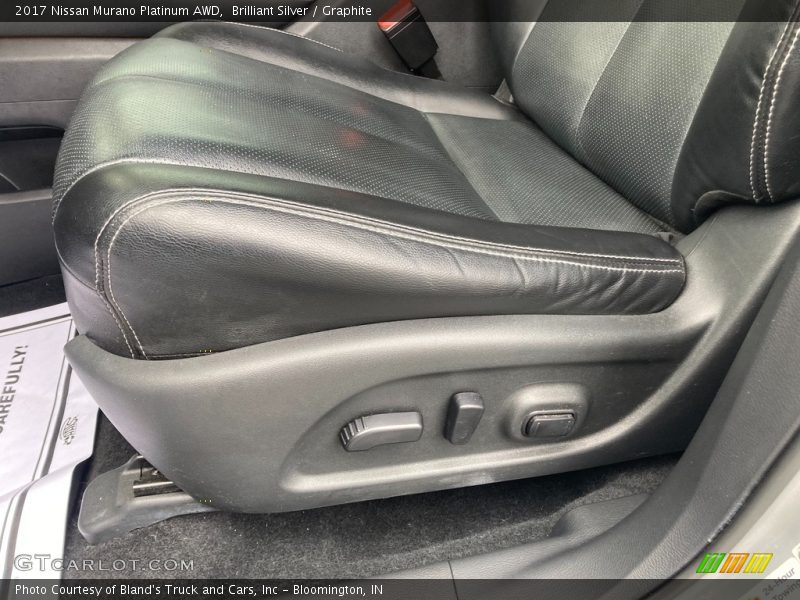 Brilliant Silver / Graphite 2017 Nissan Murano Platinum AWD
