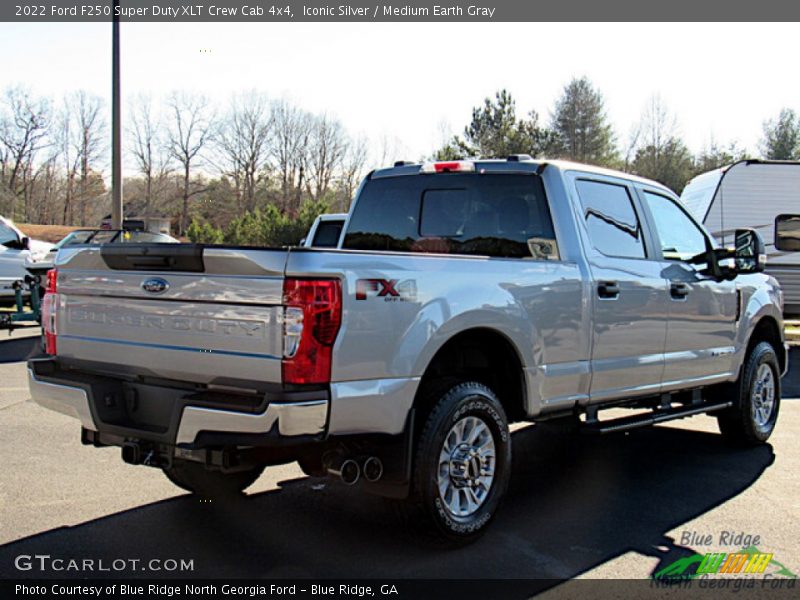 Iconic Silver / Medium Earth Gray 2022 Ford F250 Super Duty XLT Crew Cab 4x4