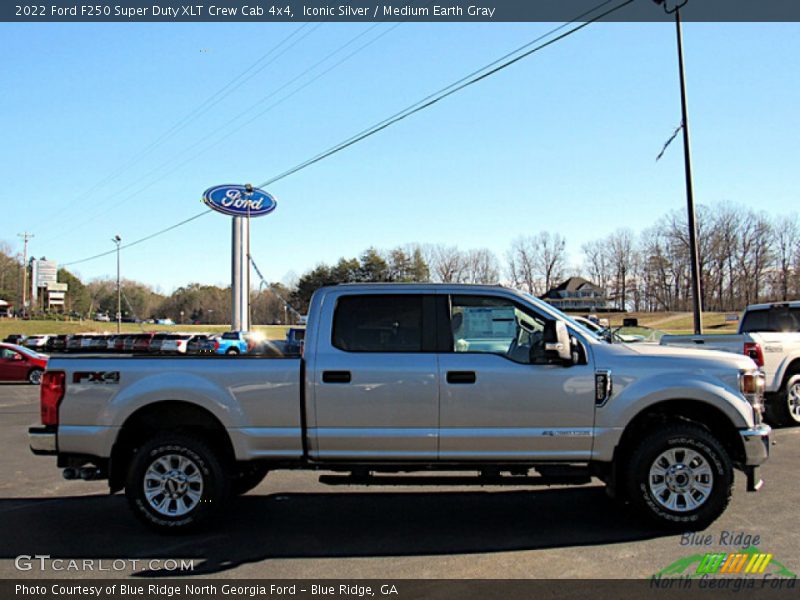 Iconic Silver / Medium Earth Gray 2022 Ford F250 Super Duty XLT Crew Cab 4x4