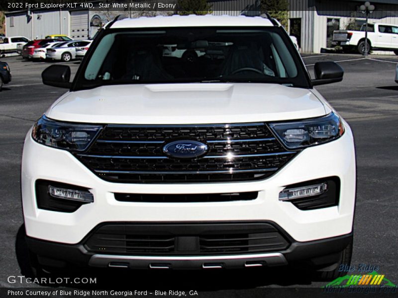 Star White Metallic / Ebony 2022 Ford Explorer XLT 4WD