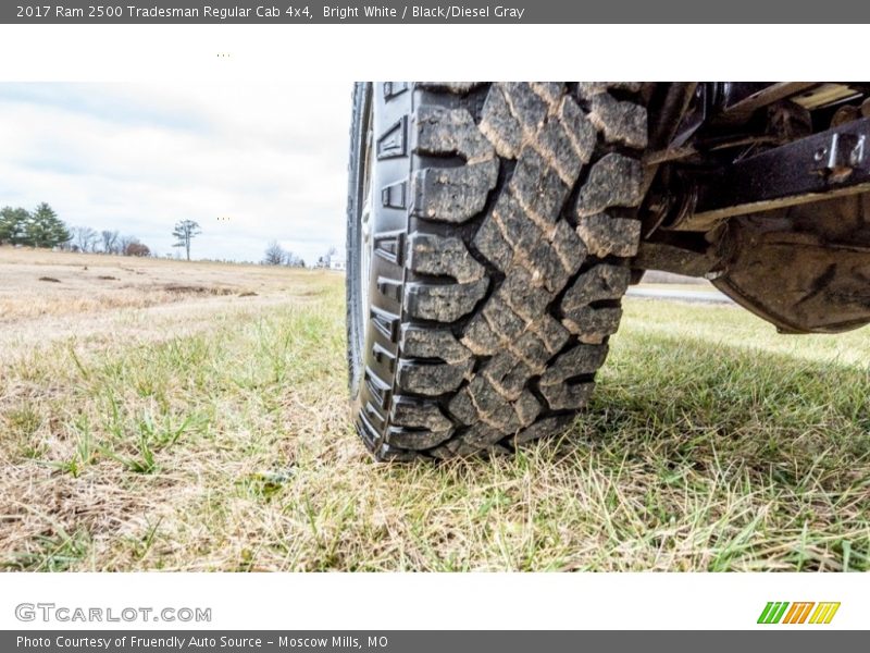 Bright White / Black/Diesel Gray 2017 Ram 2500 Tradesman Regular Cab 4x4
