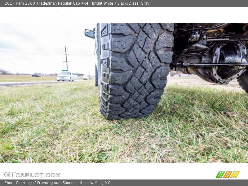 Bright White / Black/Diesel Gray 2017 Ram 2500 Tradesman Regular Cab 4x4