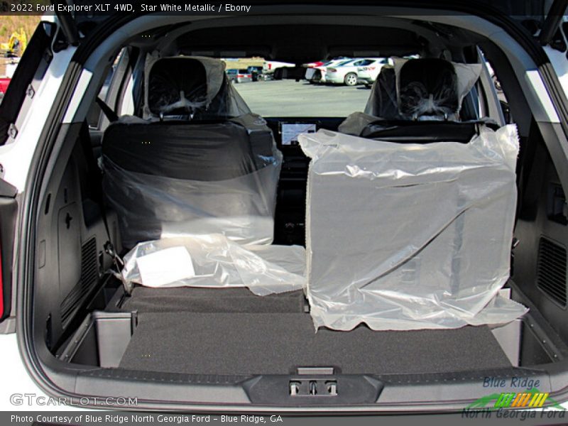Star White Metallic / Ebony 2022 Ford Explorer XLT 4WD