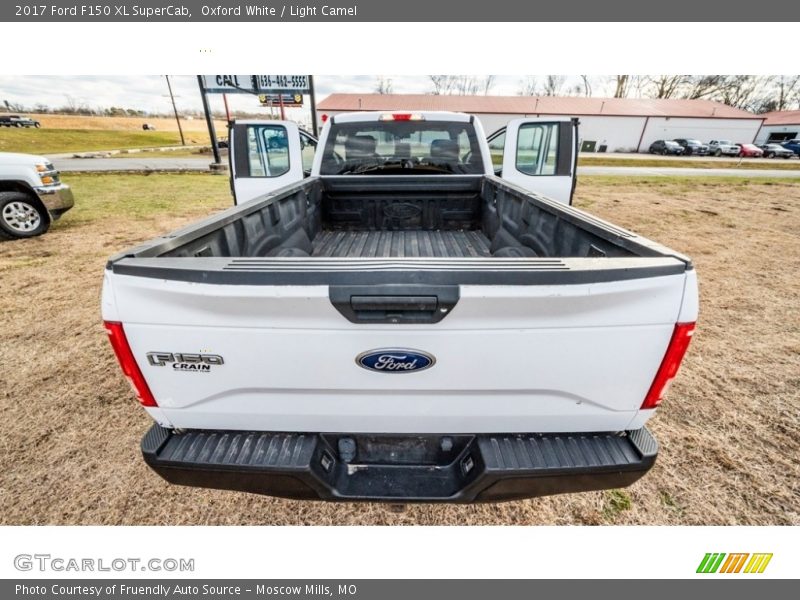 Oxford White / Light Camel 2017 Ford F150 XL SuperCab