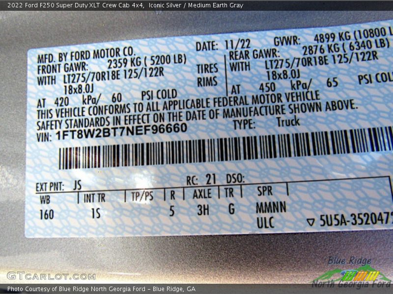 Iconic Silver / Medium Earth Gray 2022 Ford F250 Super Duty XLT Crew Cab 4x4