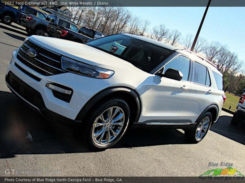 Star White Metallic / Ebony 2022 Ford Explorer XLT 4WD