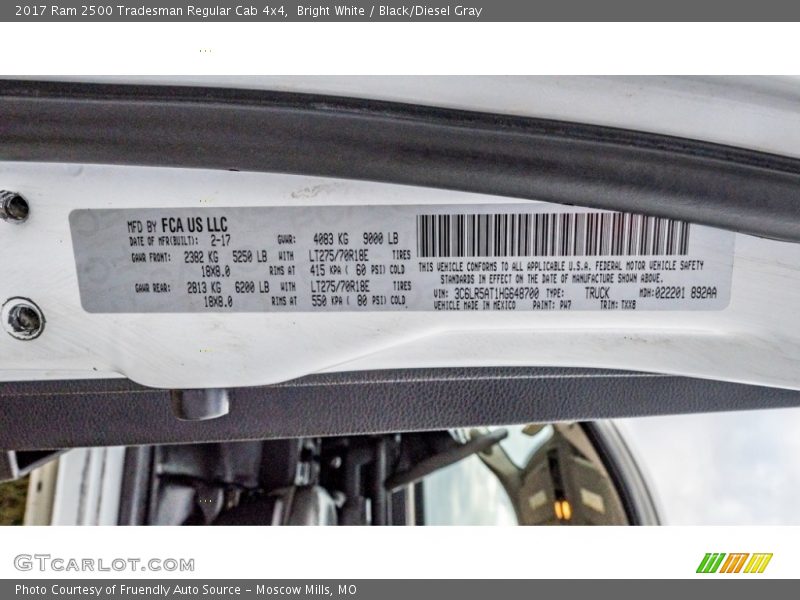 Bright White / Black/Diesel Gray 2017 Ram 2500 Tradesman Regular Cab 4x4