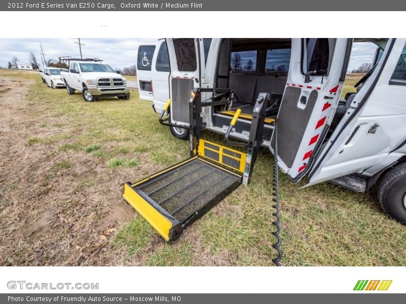 Oxford White / Medium Flint 2012 Ford E Series Van E250 Cargo