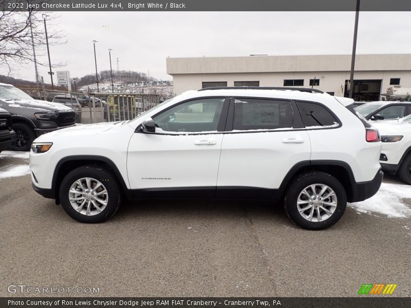 Bright White / Black 2022 Jeep Cherokee Latitude Lux 4x4