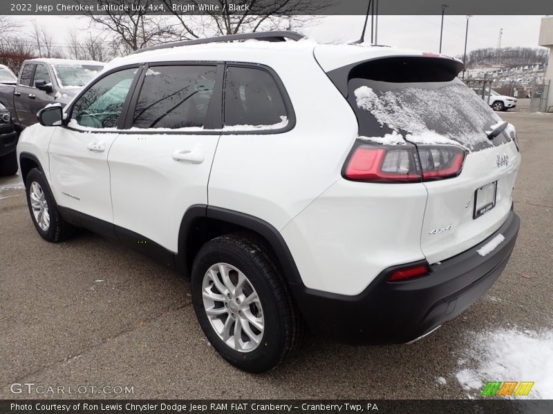 Bright White / Black 2022 Jeep Cherokee Latitude Lux 4x4