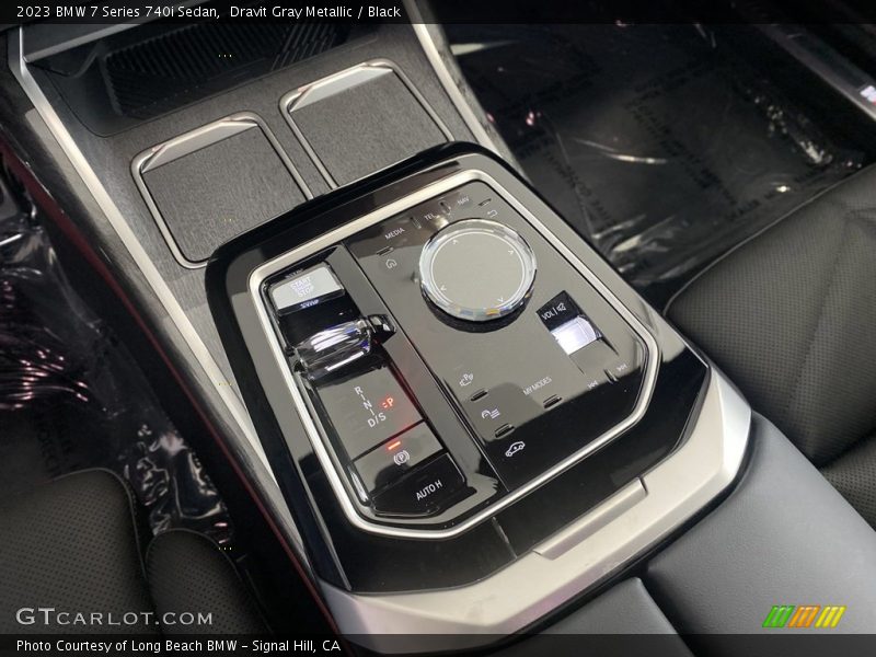 Dravit Gray Metallic / Black 2023 BMW 7 Series 740i Sedan