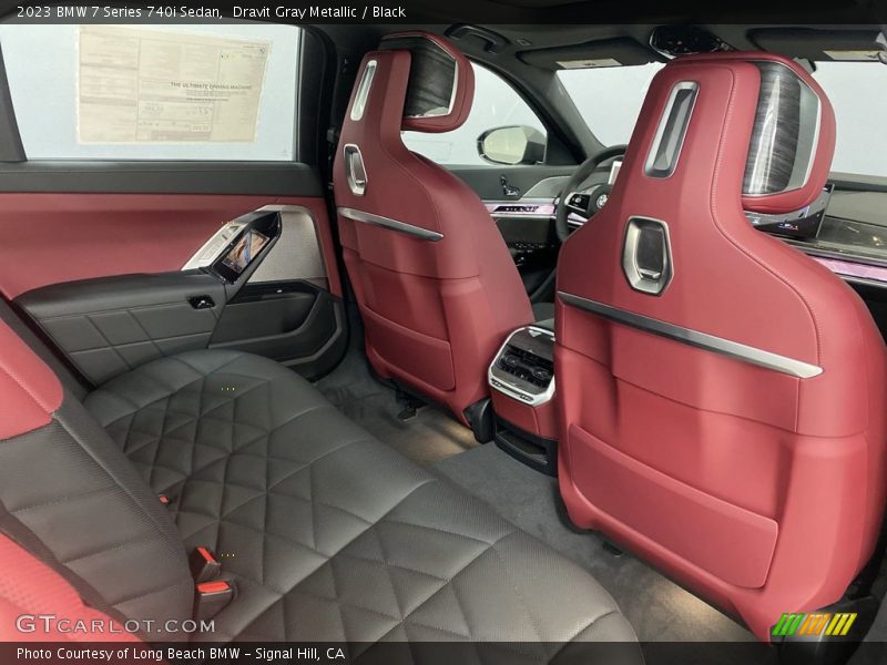 Dravit Gray Metallic / Black 2023 BMW 7 Series 740i Sedan