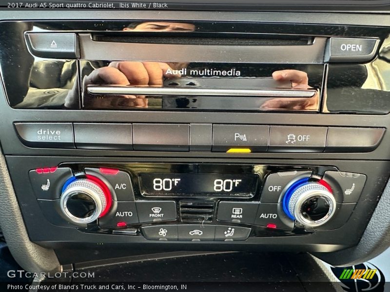 Controls of 2017 A5 Sport quattro Cabriolet