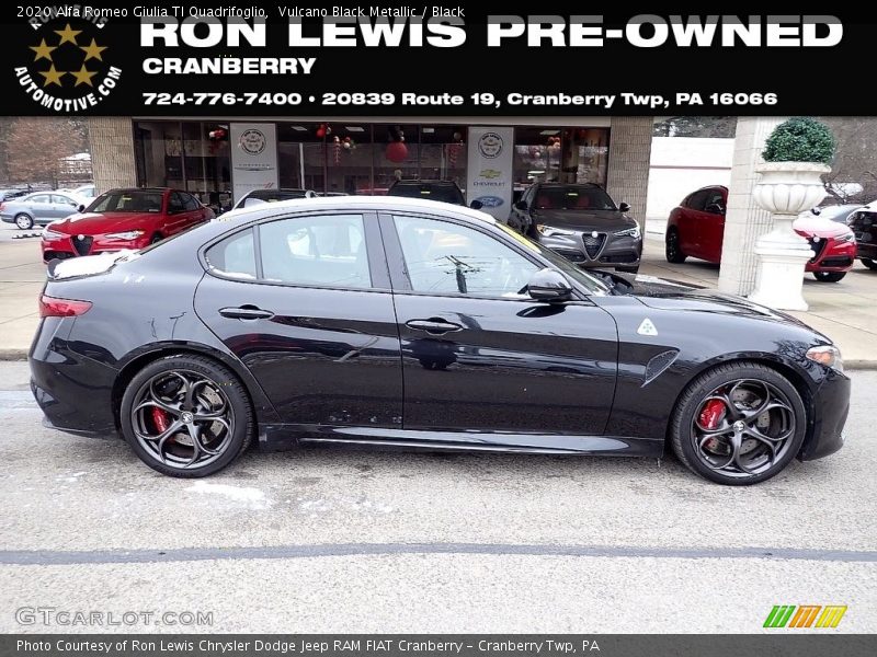 Vulcano Black Metallic / Black 2020 Alfa Romeo Giulia TI Quadrifoglio