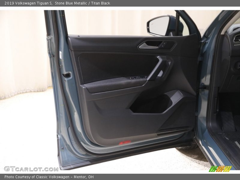 Door Panel of 2019 Tiguan S
