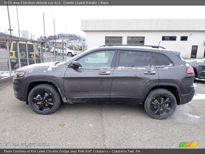Granite Crystal Metallic / Black 2023 Jeep Cherokee Altitude Lux 4x4