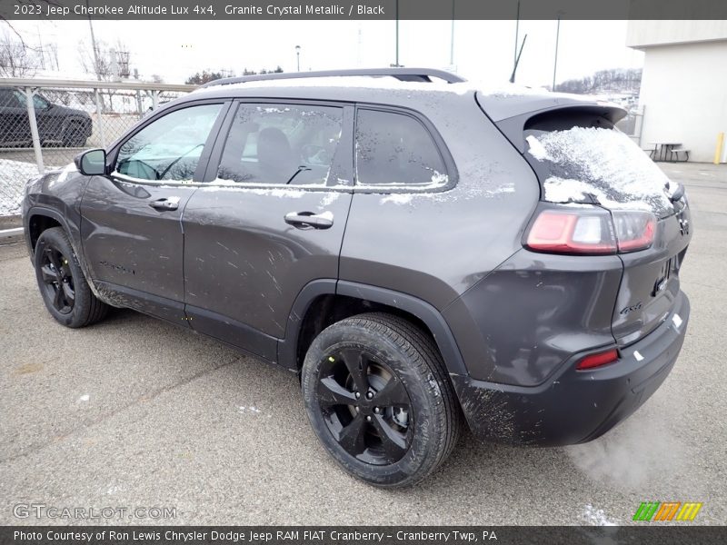 Granite Crystal Metallic / Black 2023 Jeep Cherokee Altitude Lux 4x4