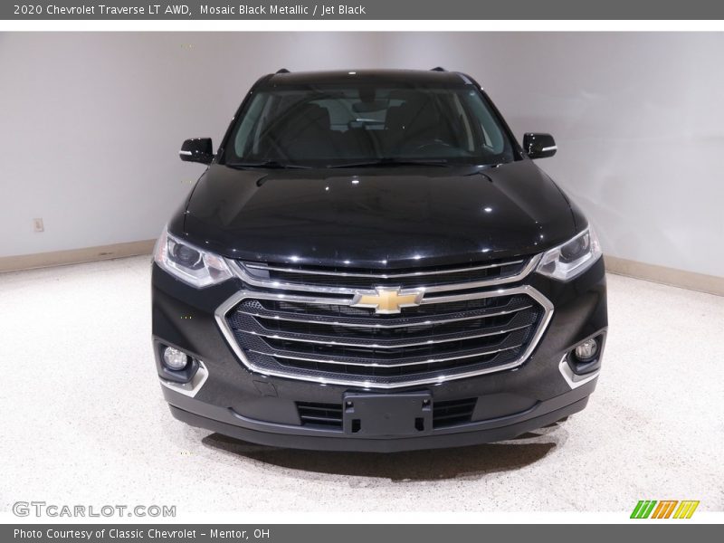 Mosaic Black Metallic / Jet Black 2020 Chevrolet Traverse LT AWD
