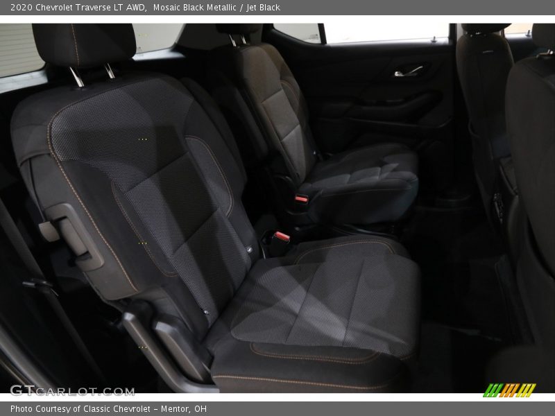 Mosaic Black Metallic / Jet Black 2020 Chevrolet Traverse LT AWD